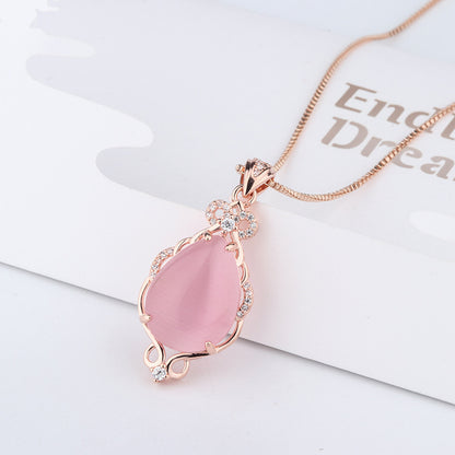 Natural powder crystal hibiscus stone pendant rose gold clavicle chain Pink